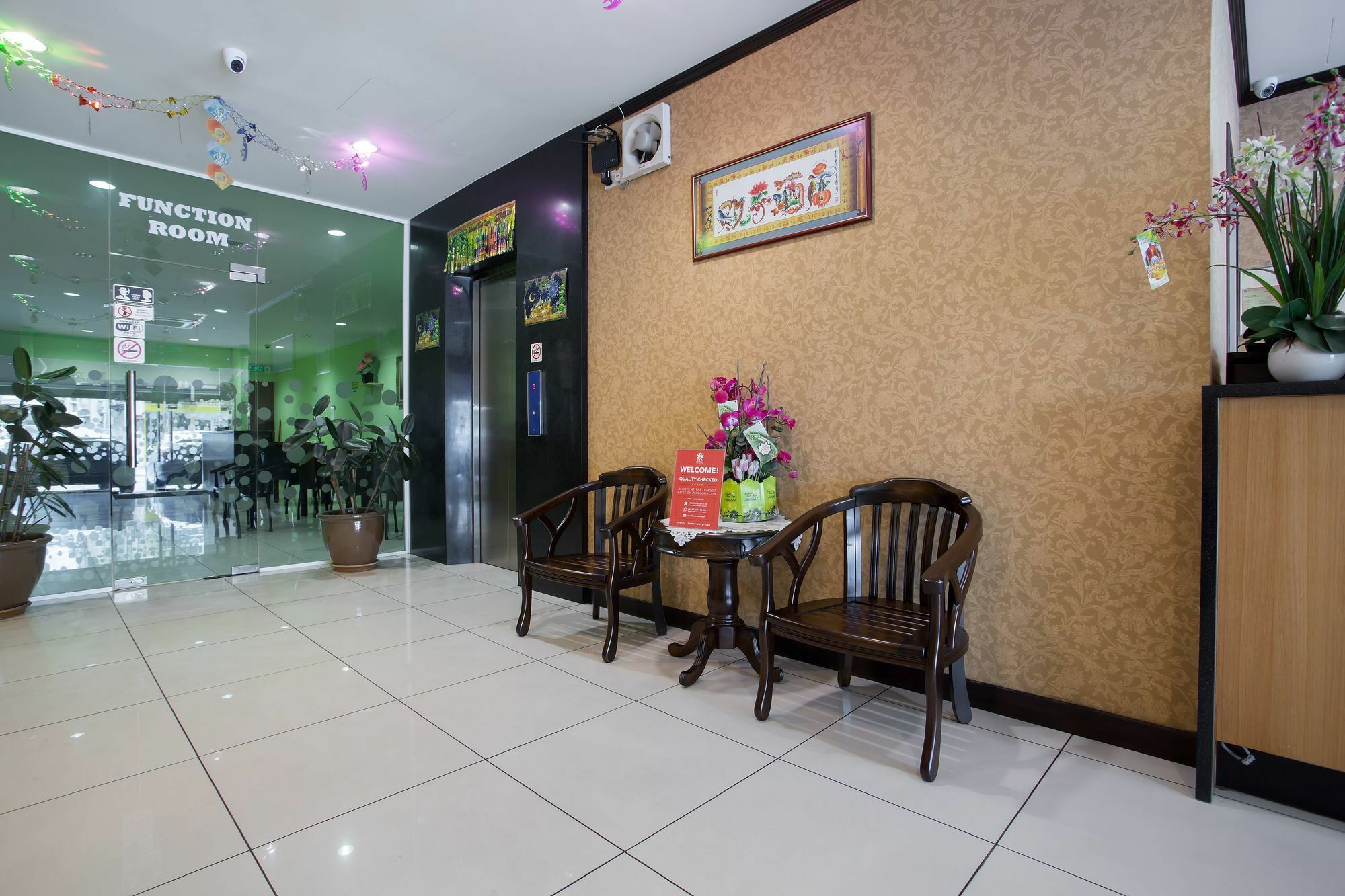 Zen Rooms Twin Hotel Куала-Лумпур Экстерьер фото