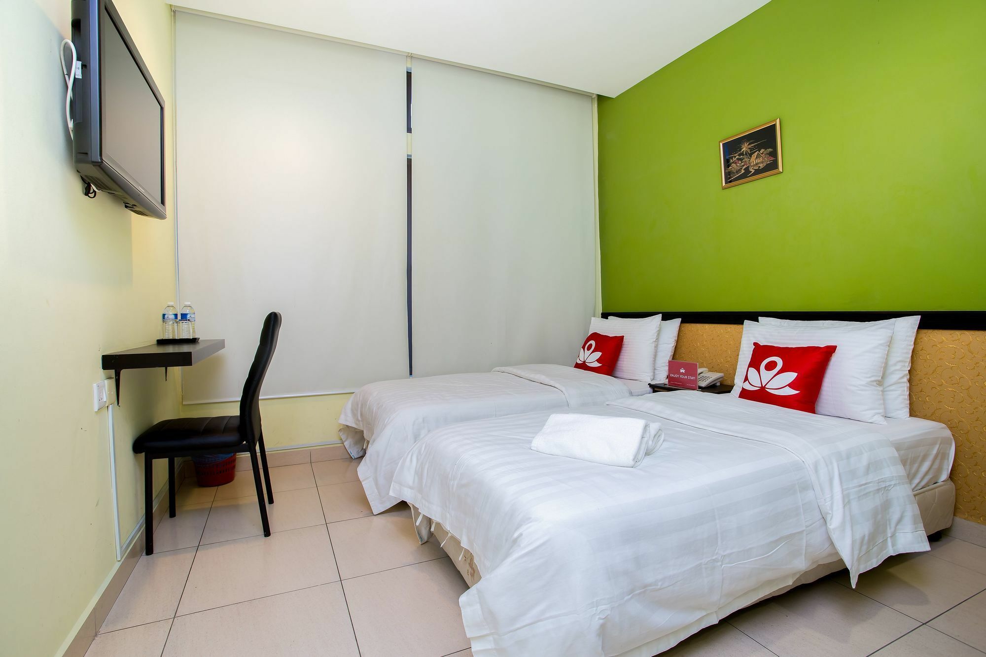 Zen Rooms Twin Hotel Куала-Лумпур Экстерьер фото